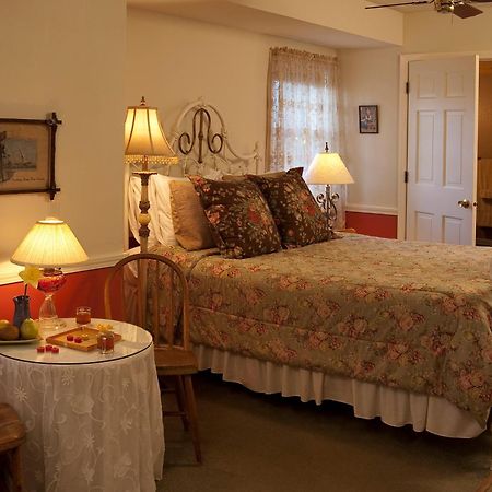אפריים Eagle Harbor Inn חדר תמונה